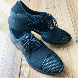 Stuart Weitzman high fashion black sneaker